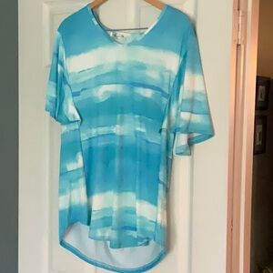 Flutter sleeve tunic, aqua and white, brand new never worn, extra large